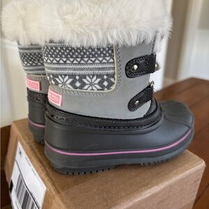 London Fog Lil Tottenham Girls Boots with Faux Fur